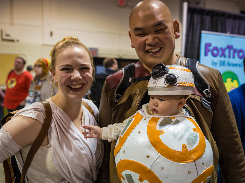 A family dressed in Star Wars cosplay