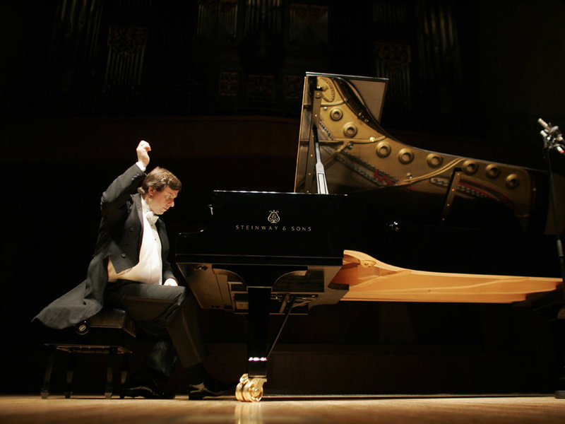 Krzysztof Jablonski photographed by Hiroki Isurugi