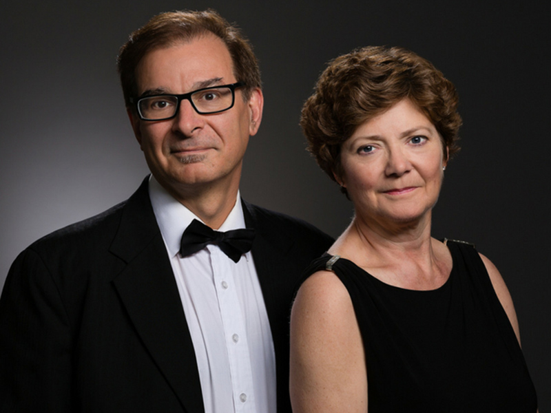 A formal photo of David Moroz and Gwen Hoebig