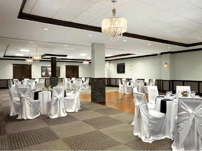 Image of the Jasper Ballroom set up for an event