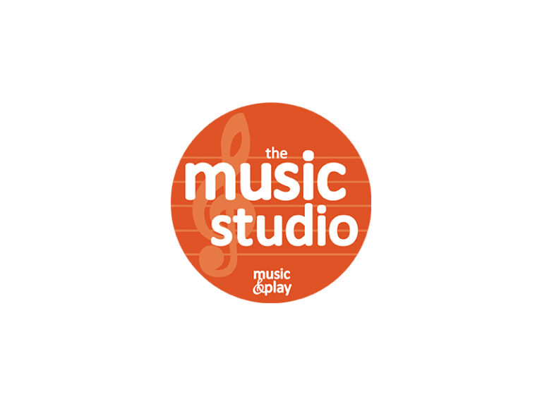 Music Studio / Music & Play logo